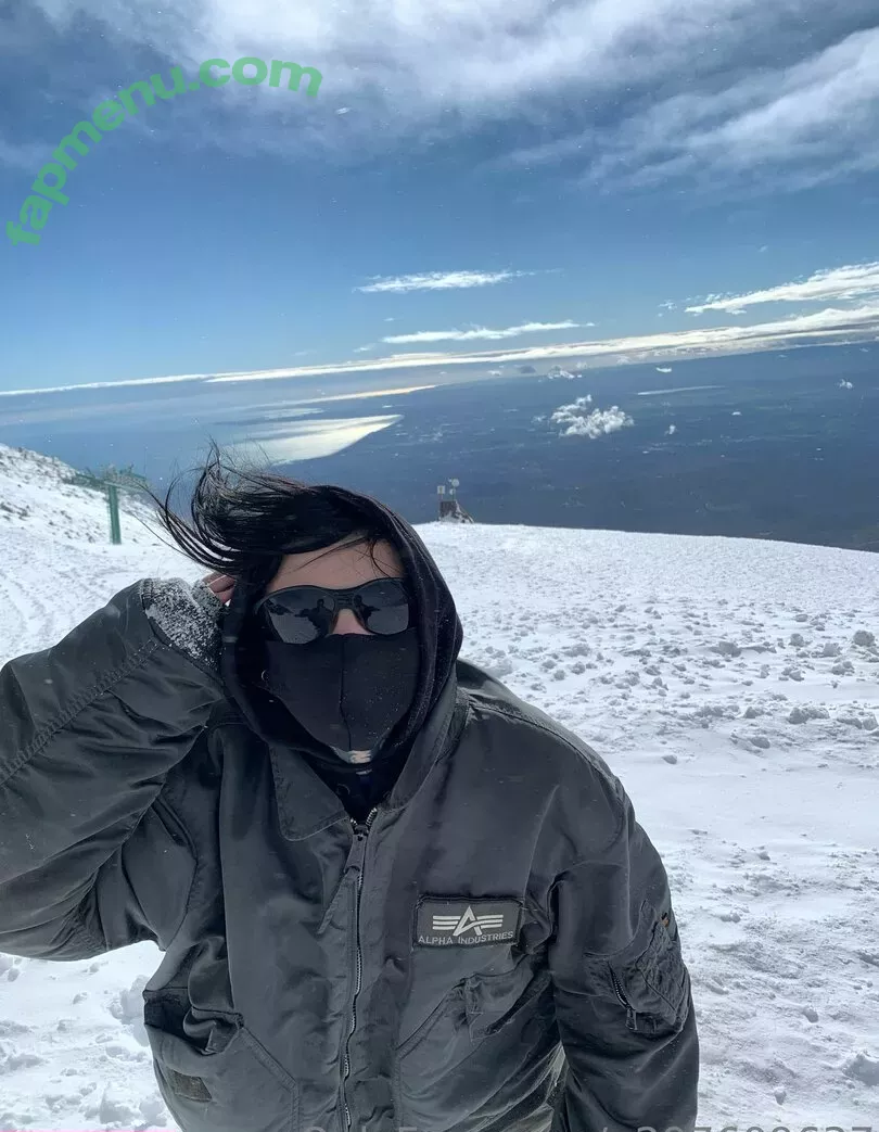 draken_lady nude photo #0015 (Lust Dragon / iamthedragonlady / yo-landi_black)