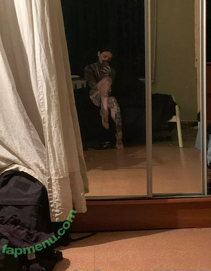 draken_lady nude photo #0018 (Lust Dragon / iamthedragonlady / yo-landi_black)