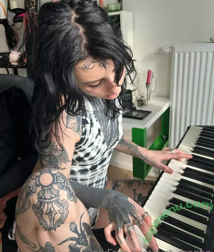 draken_lady nude photo #0061 (Lust Dragon / iamthedragonlady / yo-landi_black)