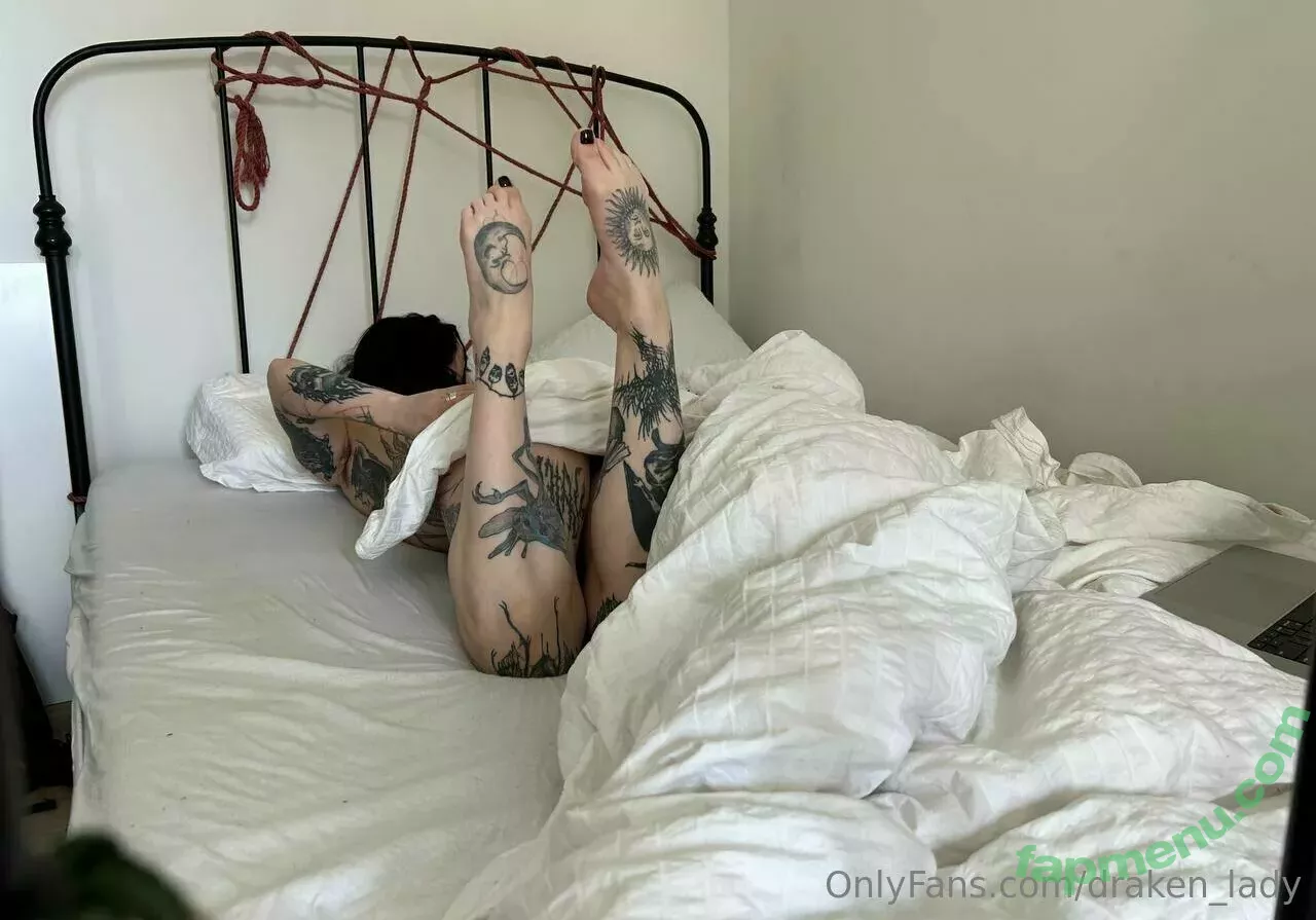 draken_lady nude photo #0163 (Lust Dragon / iamthedragonlady / yo-landi_black)