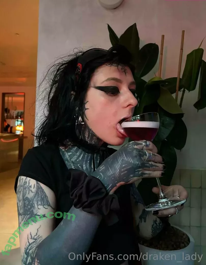 draken_lady nude photo #0244 (Lust Dragon / iamthedragonlady / yo-landi_black)