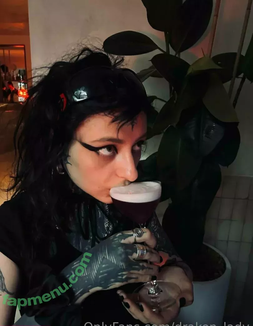 draken_lady nude photo #0246 (Lust Dragon / iamthedragonlady / yo-landi_black)