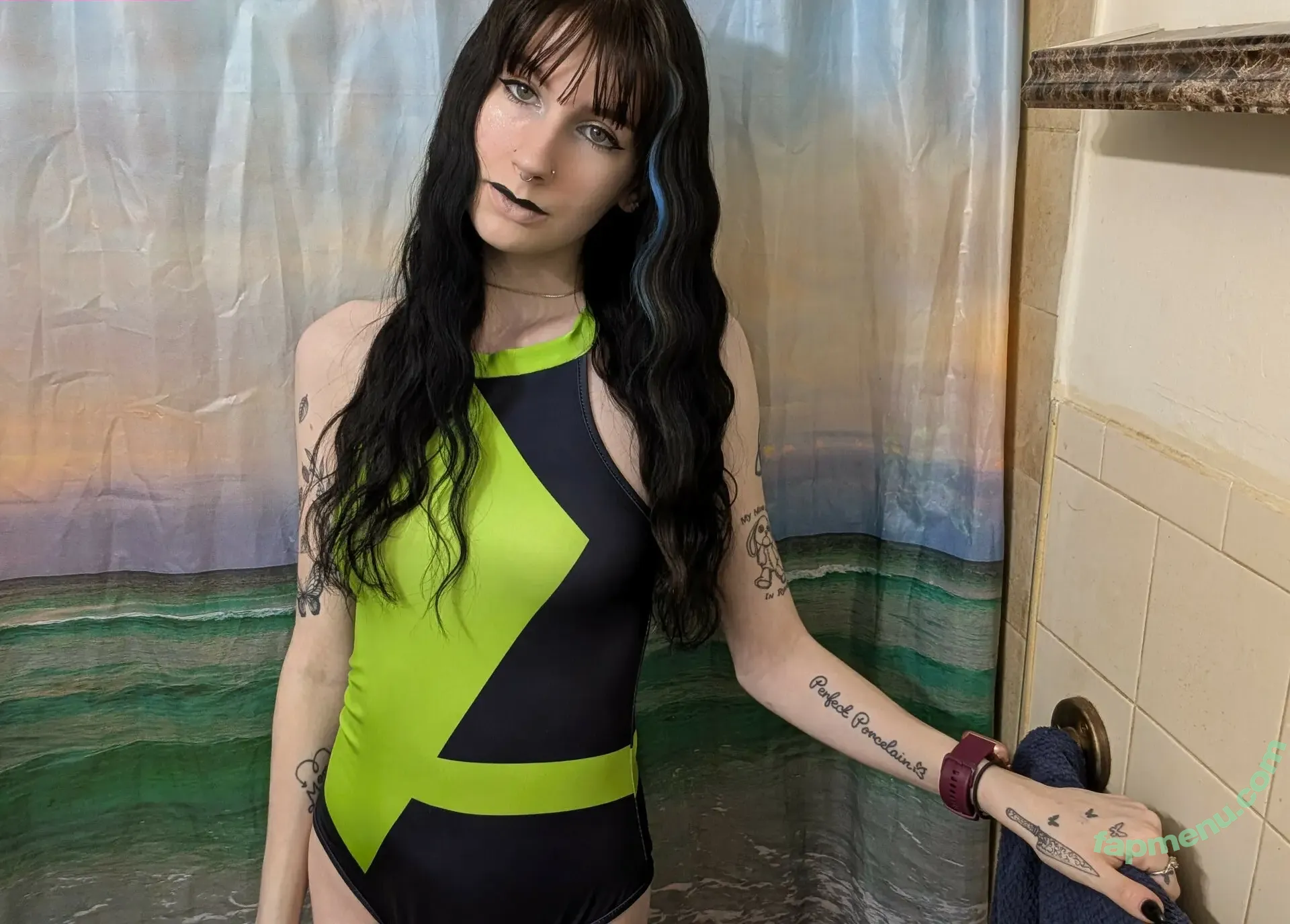 Dramaqueenlinx nude photo #0027 (Dramaqueenlinx)