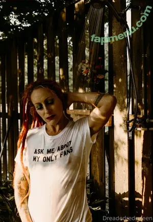 dreadedredqueen.free / dreadredqueen nude photo #0001