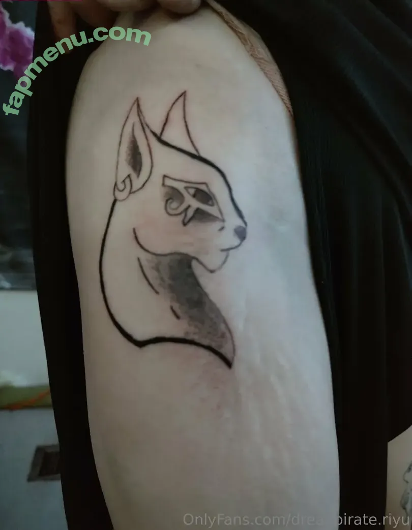 dreadpirate.riyu nude photo #0001 (dreadpirate.riyu)