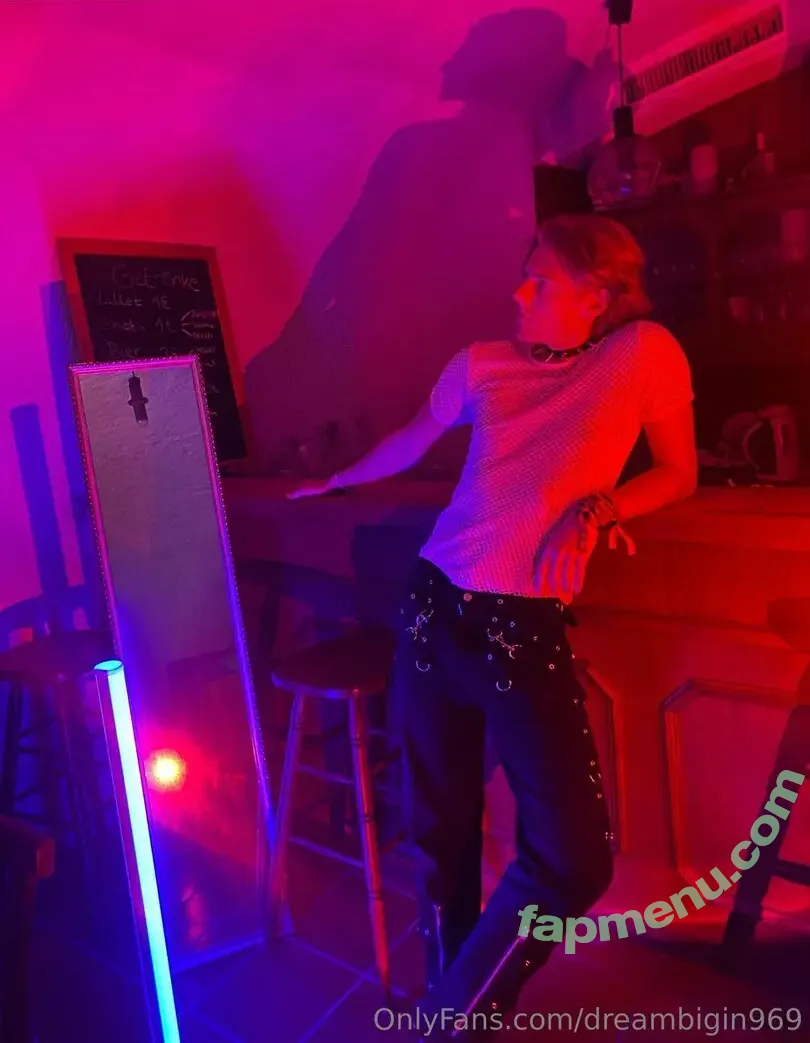 dreambigin969 nude photo #0078 (dreambig069)