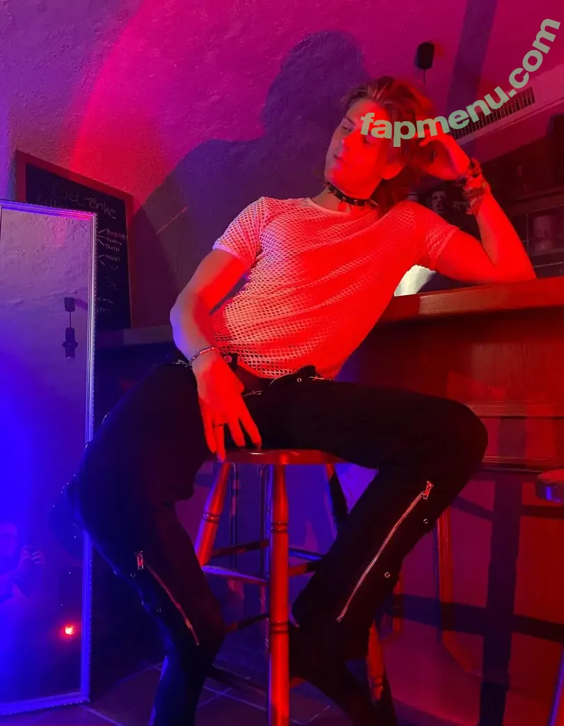 dreambigin969 nude photo #0101 (dreambig069)