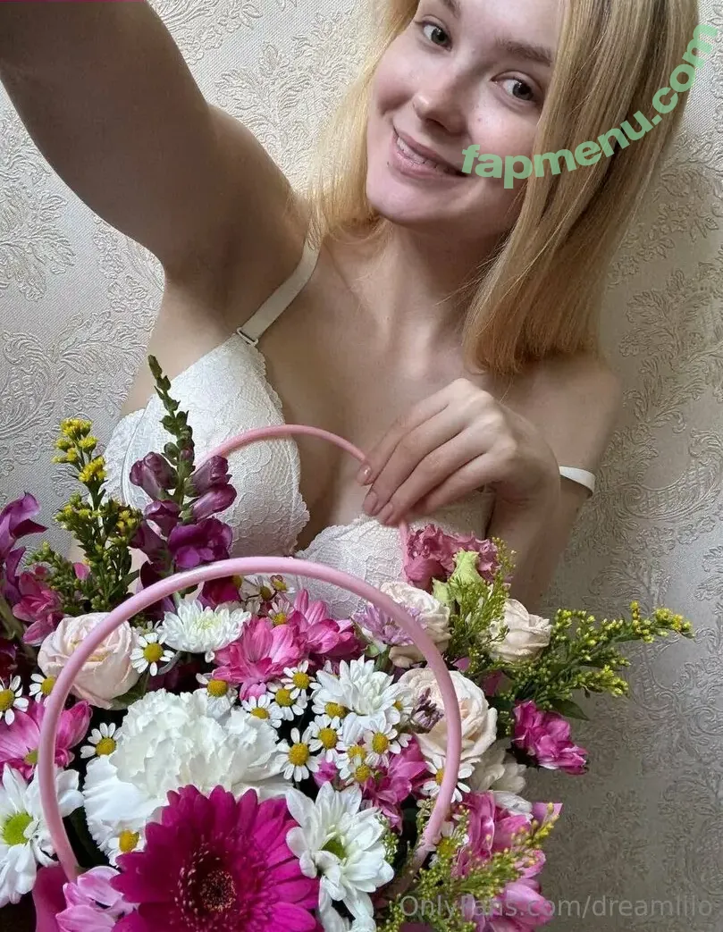 dreamlilo nude photo #0112 (dreamliteofficial / legal_loli18)
