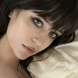 Dreamstrayed nude photo #0010