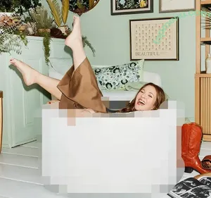 Drew Barrymore / DrewBarrymore nude photo #0239