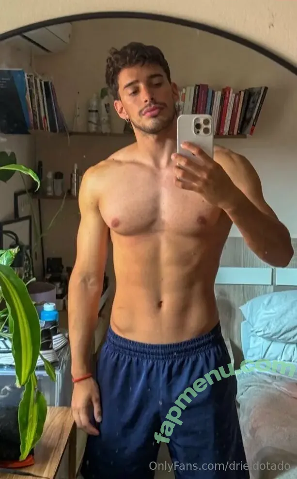 drieldotado nude photo #0050 (drieldotado)