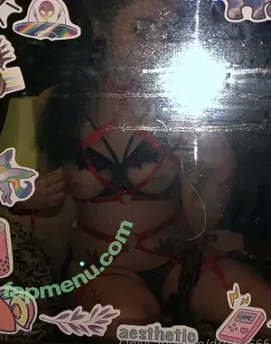 drooly / drooly666 / iceondaslit nude photo #0013