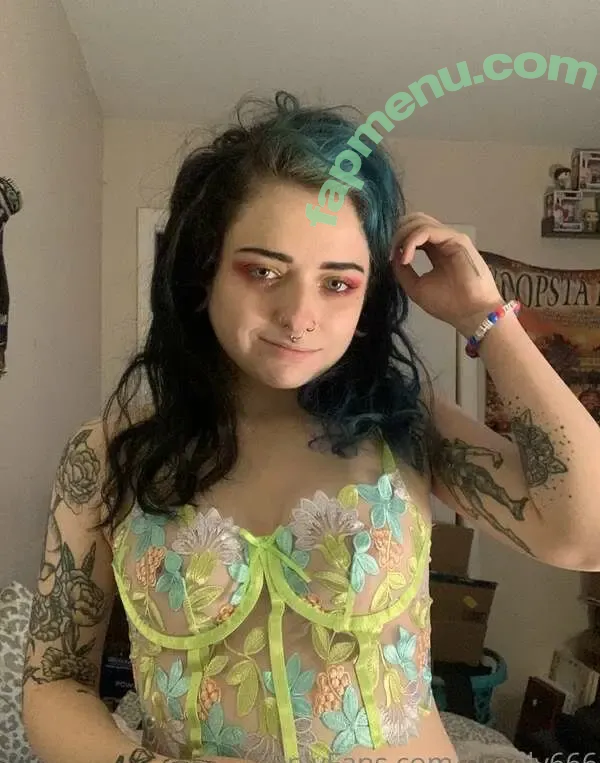 drooly nude photo #0019 (drooly666 / iceondaslit)