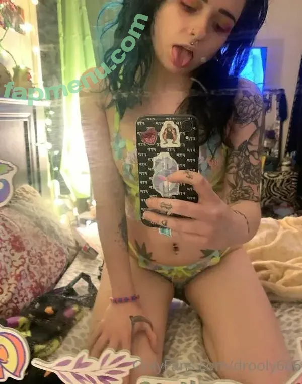 drooly nude photo #0021 (drooly666 / iceondaslit)