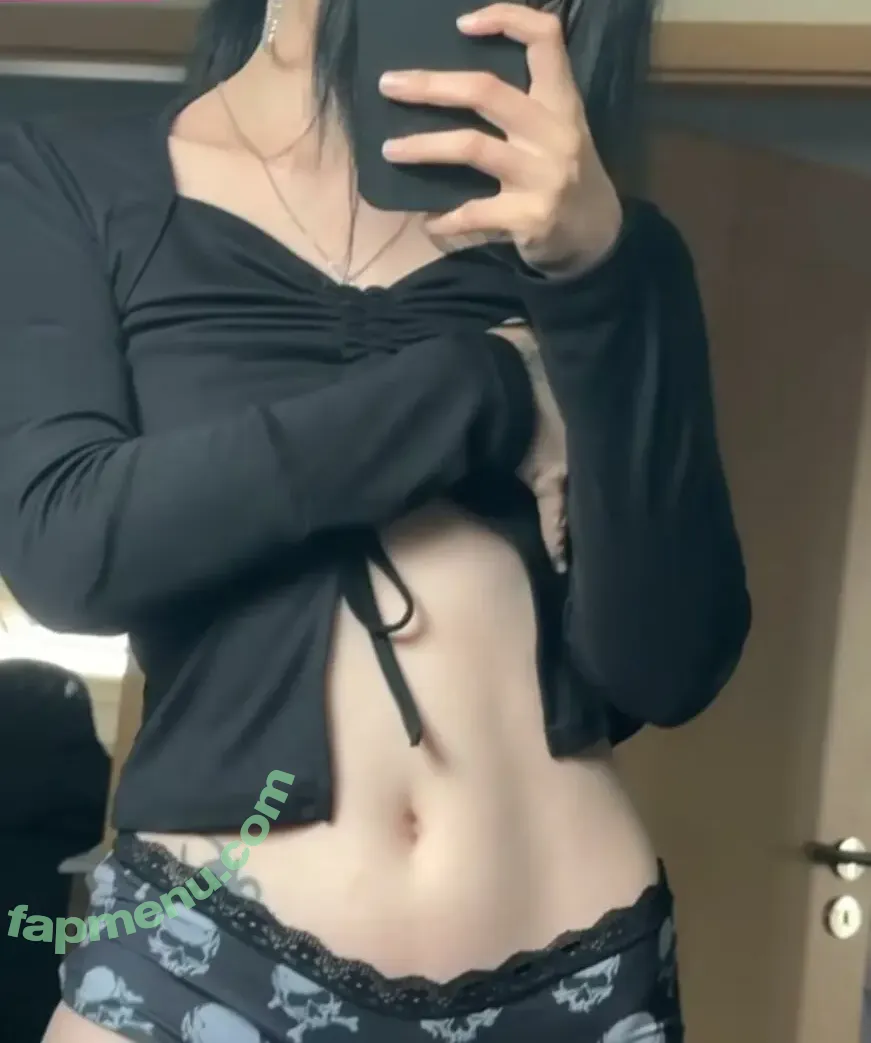 Drowsylio nude photo #0119 (Drowsylio)