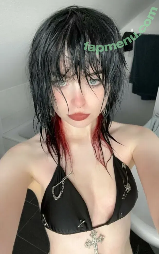 Drowsylio nude photo #0123 (Drowsylio)