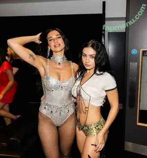 Dua Lipa / dualipa / newsong nude photo #9233