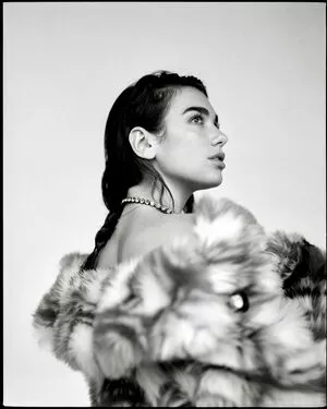 Dua Lipa / dualipa / newsong nude photo #7384