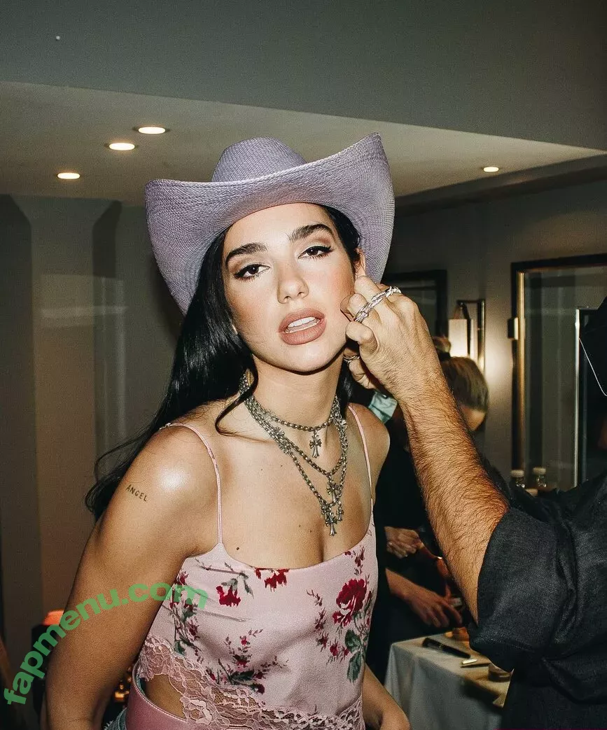 Dua Lipa nude photo #7527 (dualipa / newsong)