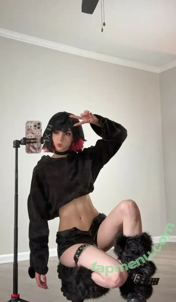Duckie.Cos nude photo #0451 (Lexi / darlingducky / duckie_cos)