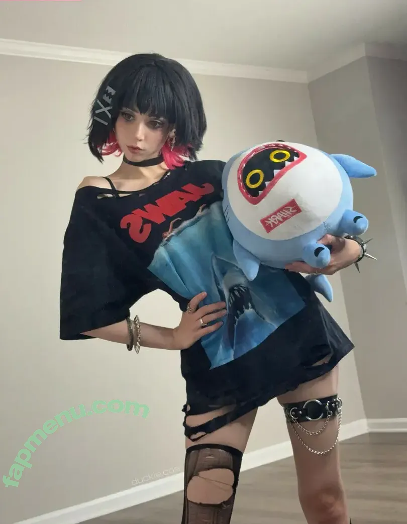 Duckie.Cos nude photo #0502 (Lexi / darlingducky / duckie_cos)