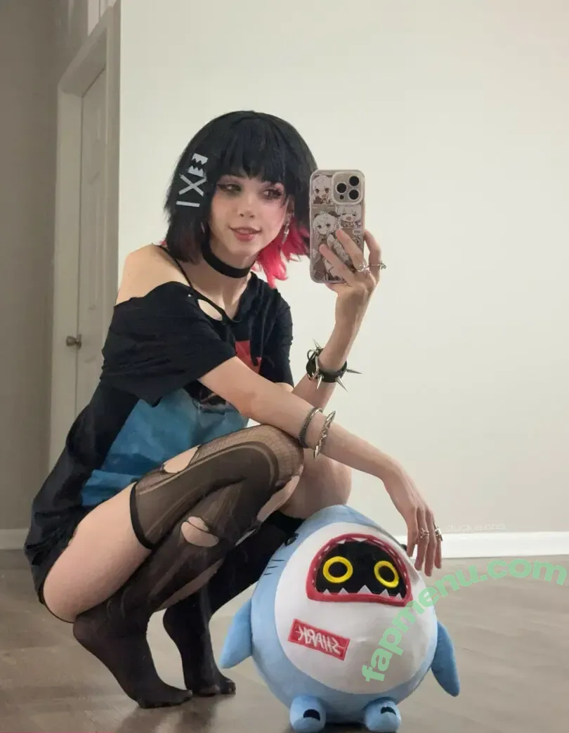 Duckie.Cos nude photo #0510 (Lexi / darlingducky / duckie_cos)