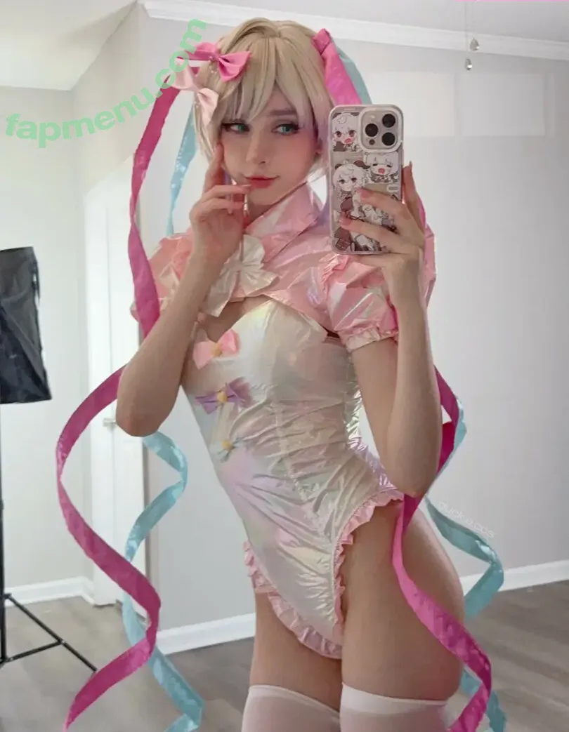 Duckie.Cos nude photo #0543 (Lexi / darlingducky / duckie_cos)