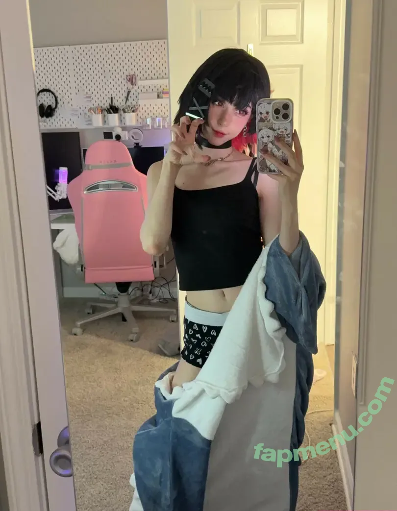 Duckie.Cos nude photo #0628 (Lexi / darlingducky / duckie_cos)