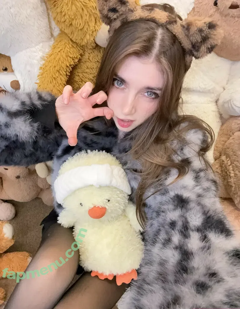 Duckie.Cos nude photo #0662 (Lexi / darlingducky / duckie_cos)