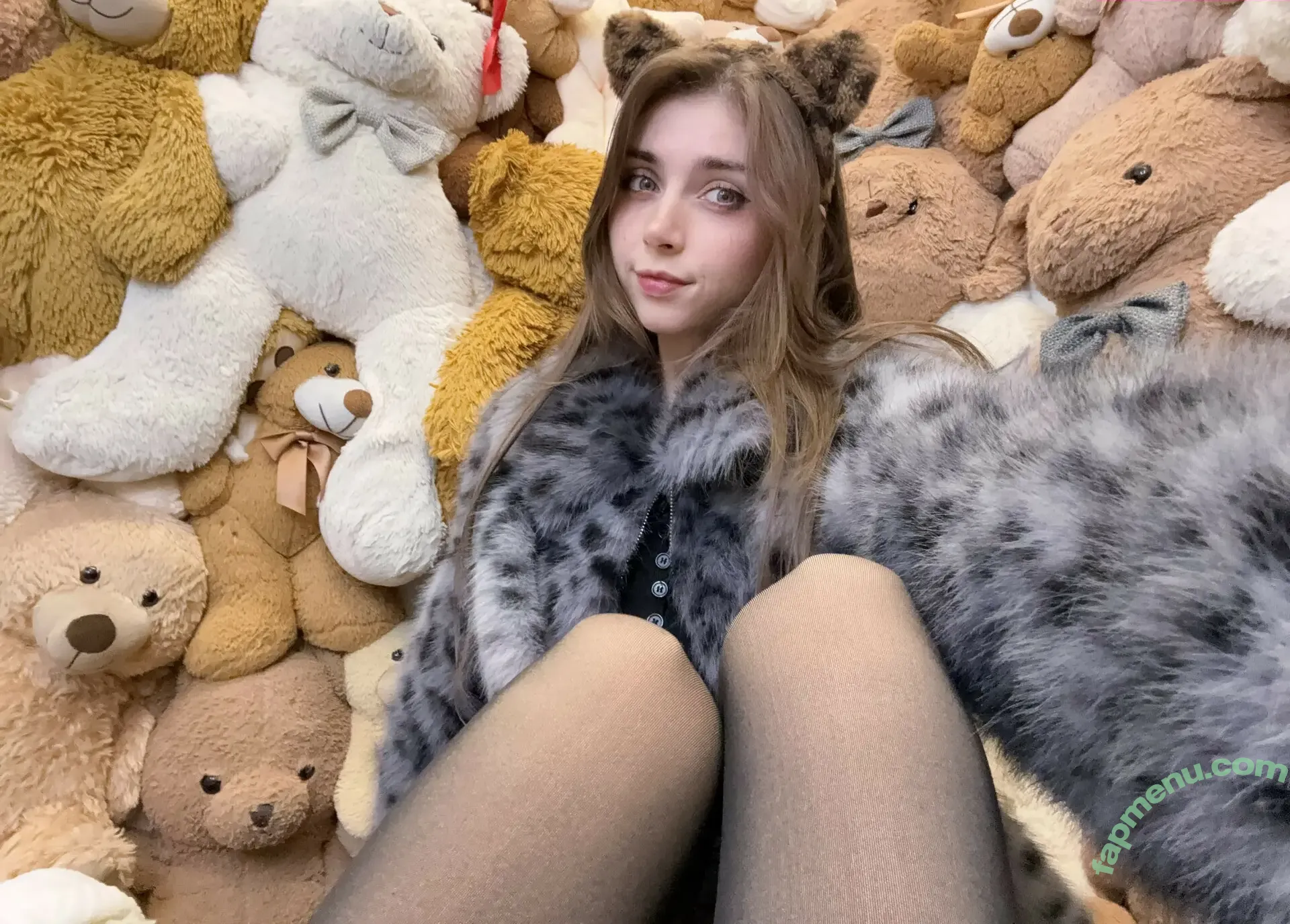 Duckie.Cos nude photo #0670 (Lexi / darlingducky / duckie_cos)