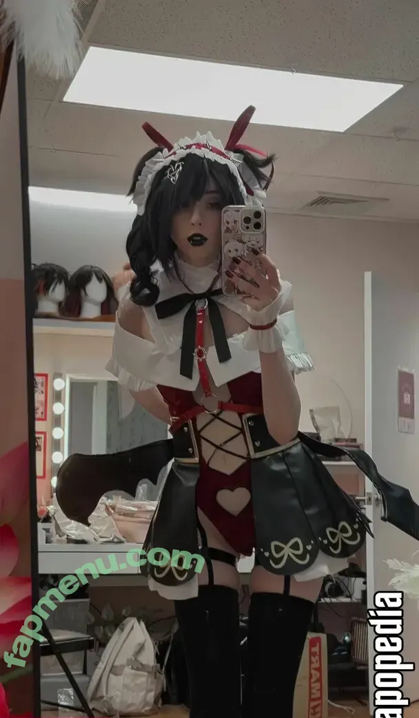 Duckie.Cos nude photo #1014 (Lexi / darlingducky / duckie_cos)