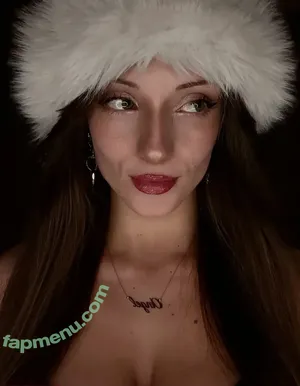 Duckiedoll nude photo #0070