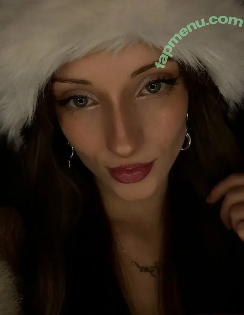 Duckiedoll nude photo #0054 (Duckiedoll)