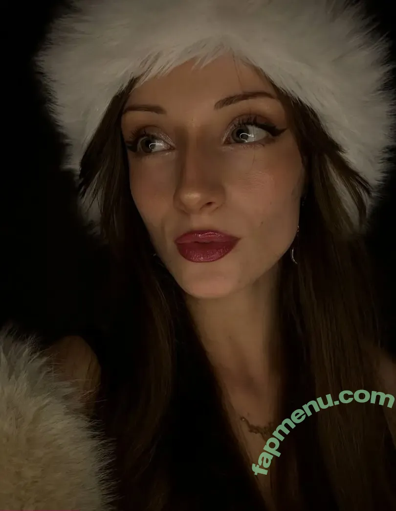 Duckiedoll nude photo #0059 (Duckiedoll)