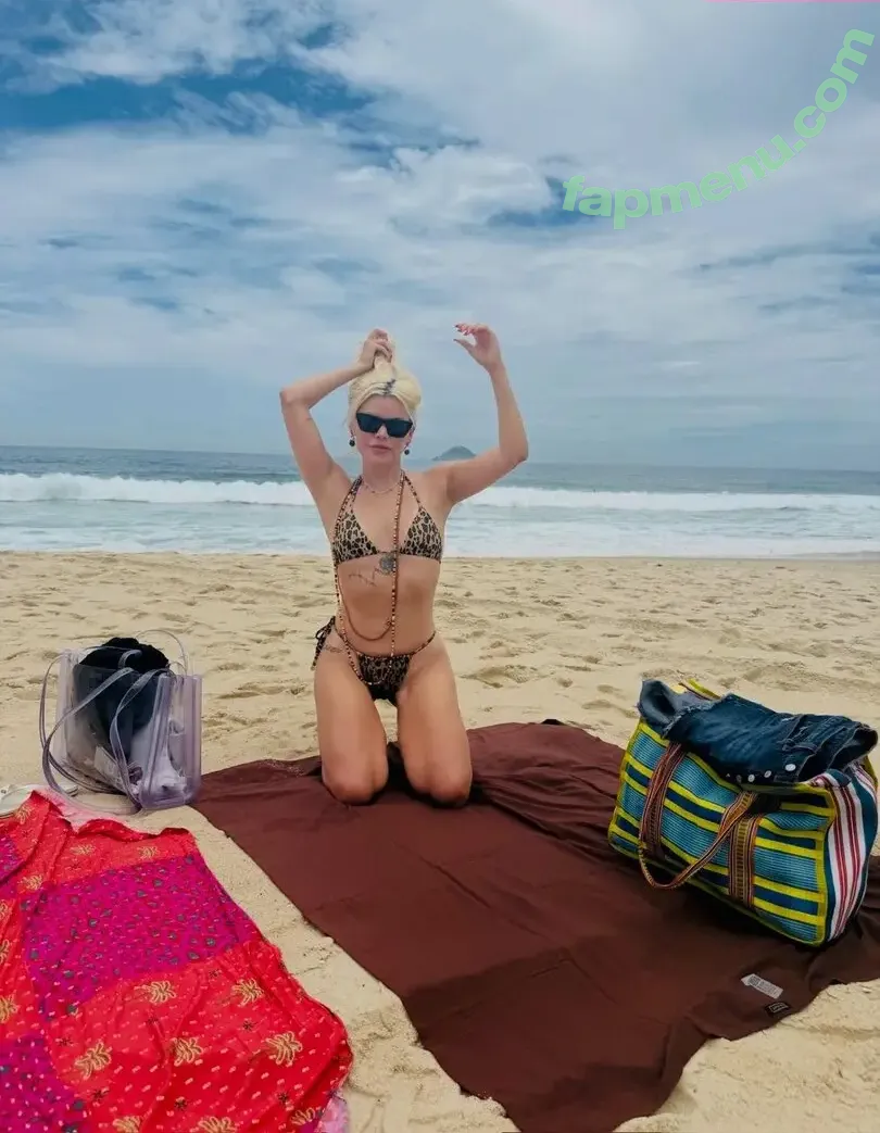 Duda Beat nude photo #0082 (dudabeat)