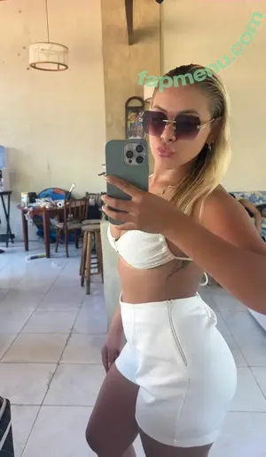 Duda Soares / oficialdudasoares nude photo #0044