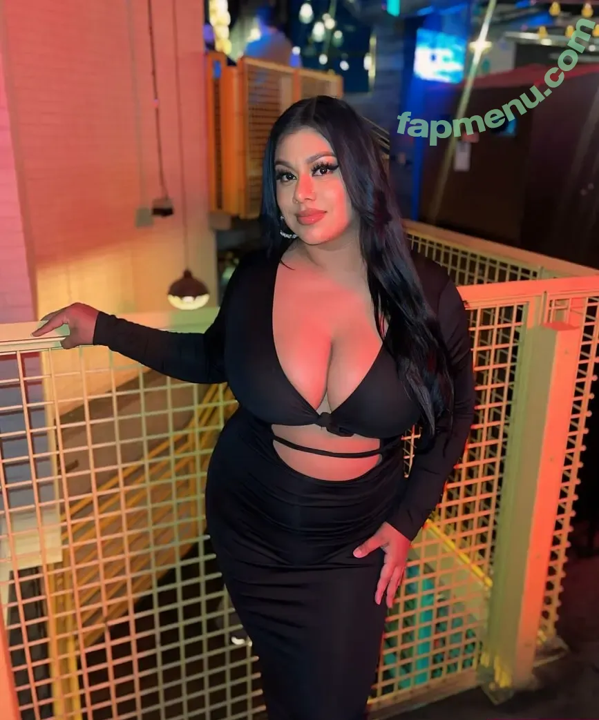 Dulce Castaneda nude photo #0019 (Fashionboard / ficialdulcecastaneda / officialdulcecastaneda)