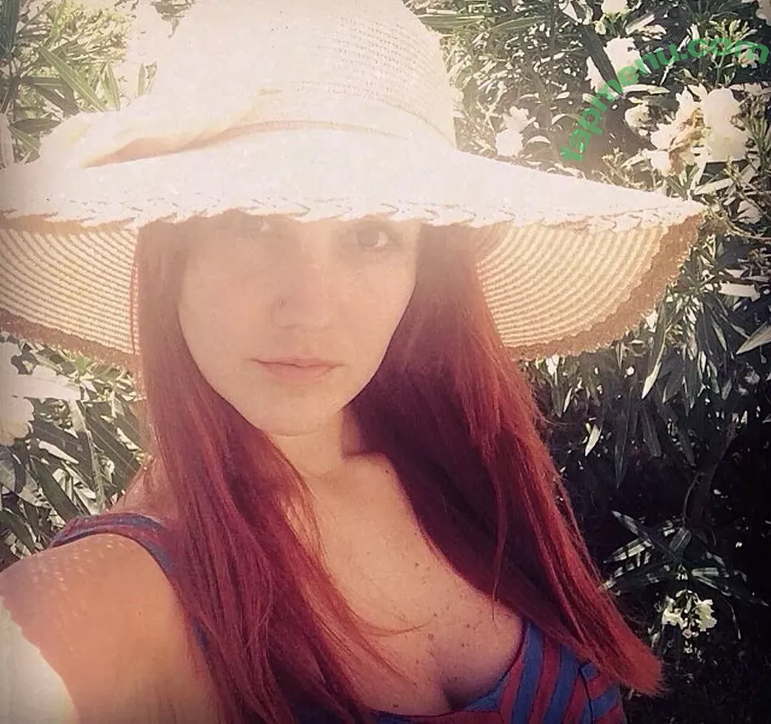 Dulce Maria nude photo #0434 (dulcemar19 / dulcemaria)