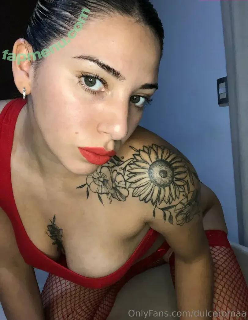 dulceromaa nude photo #0002 (dulceromaa)