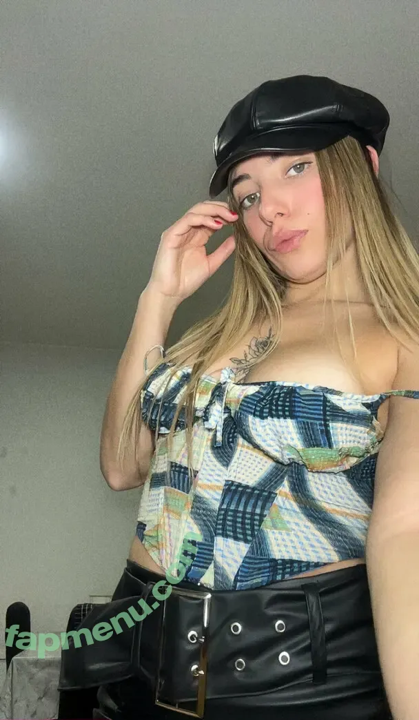 dulceromaa nude photo #0026 (dulceromaa)