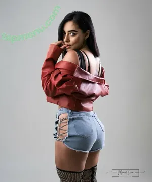  nude photo #0005