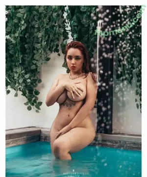  nude photo #0009