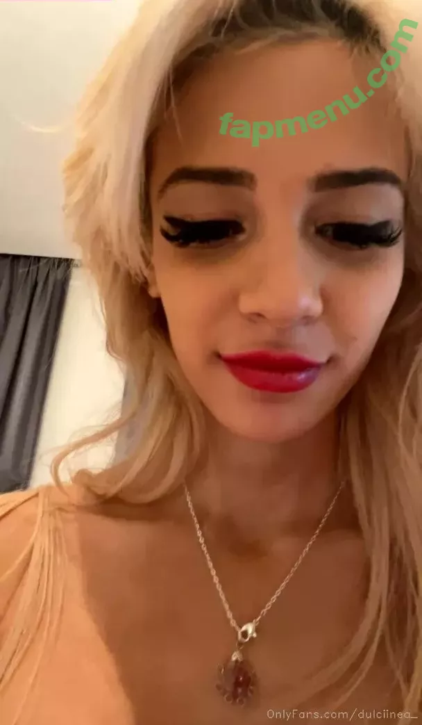 Dulciinea nude photo #0001 (Dulcinea)