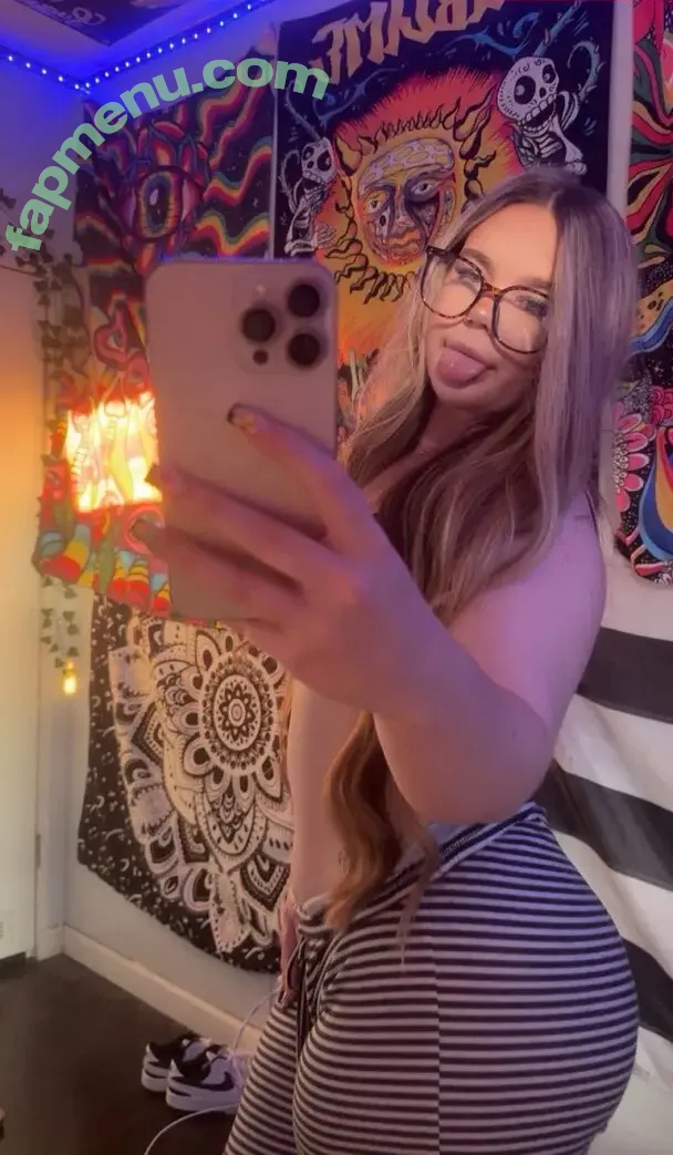 Dulyiis nude photo #0075 (Amelia.yeahh / Amslka6)