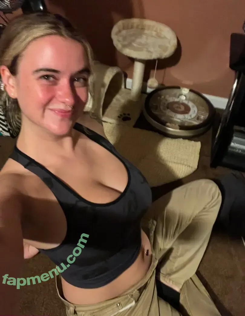 dumbbitchmurphy nude photo #0030 (dumbbitchmurphy)