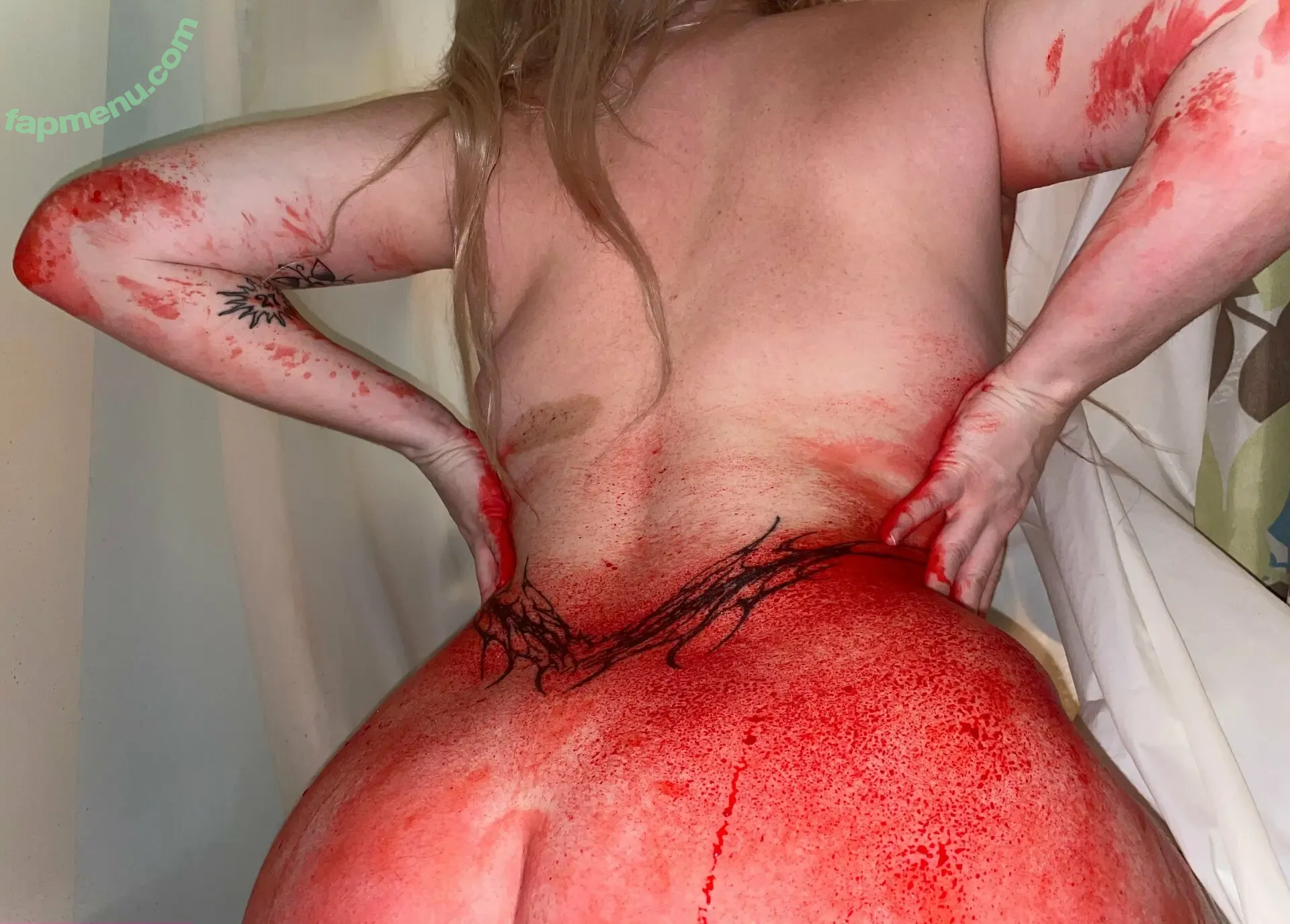 dumbblondebitxh nude photo #0009 (officialdumbblonde)