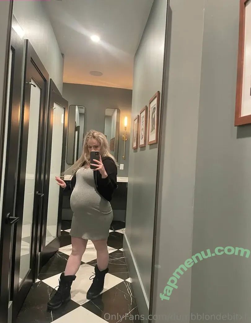 dumbblondebitxh nude photo #0029 (officialdumbblonde)