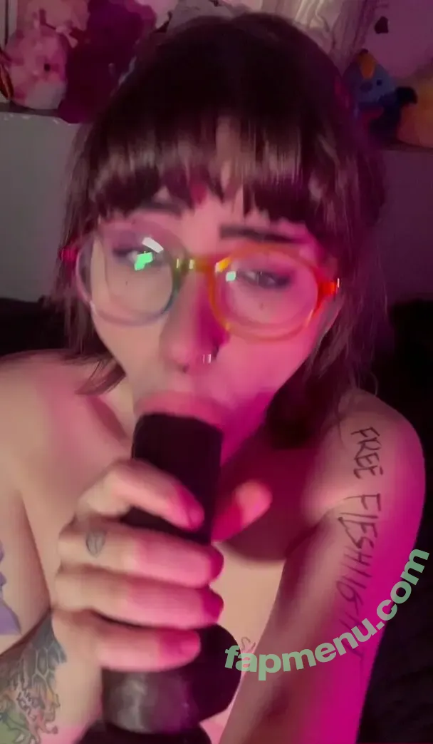 dutifuldolly nude photo #0001 (dutifuldolly)