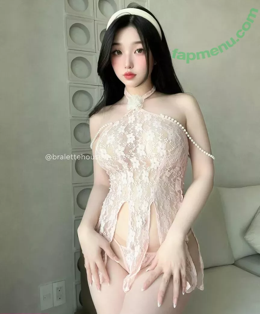 Duyenn Hipp nude photo #0957 (duyenn.hipp)