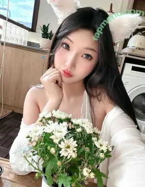 Duyenn Hipp / duyenn.hipp nude photo #1918